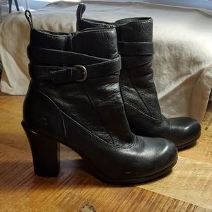 Born Chyler Heeled Ankle Boots